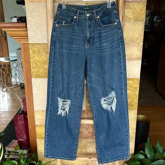 Wild Fable Women’s Highest Rise Baggy Distressed Blue Wide Leg Jeans, US Size 4 - Picture 3 of 7
